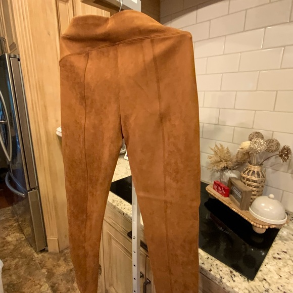 Spanx Suede Leggings NWT $168 - Picture 5 of 5